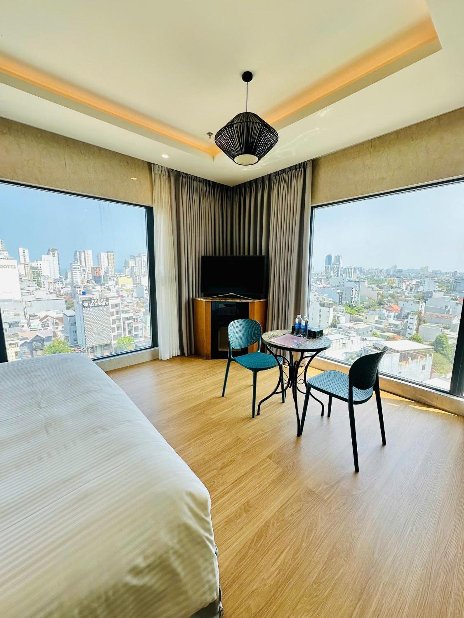 Nam Hotel & Residences Da Nang Exterior foto