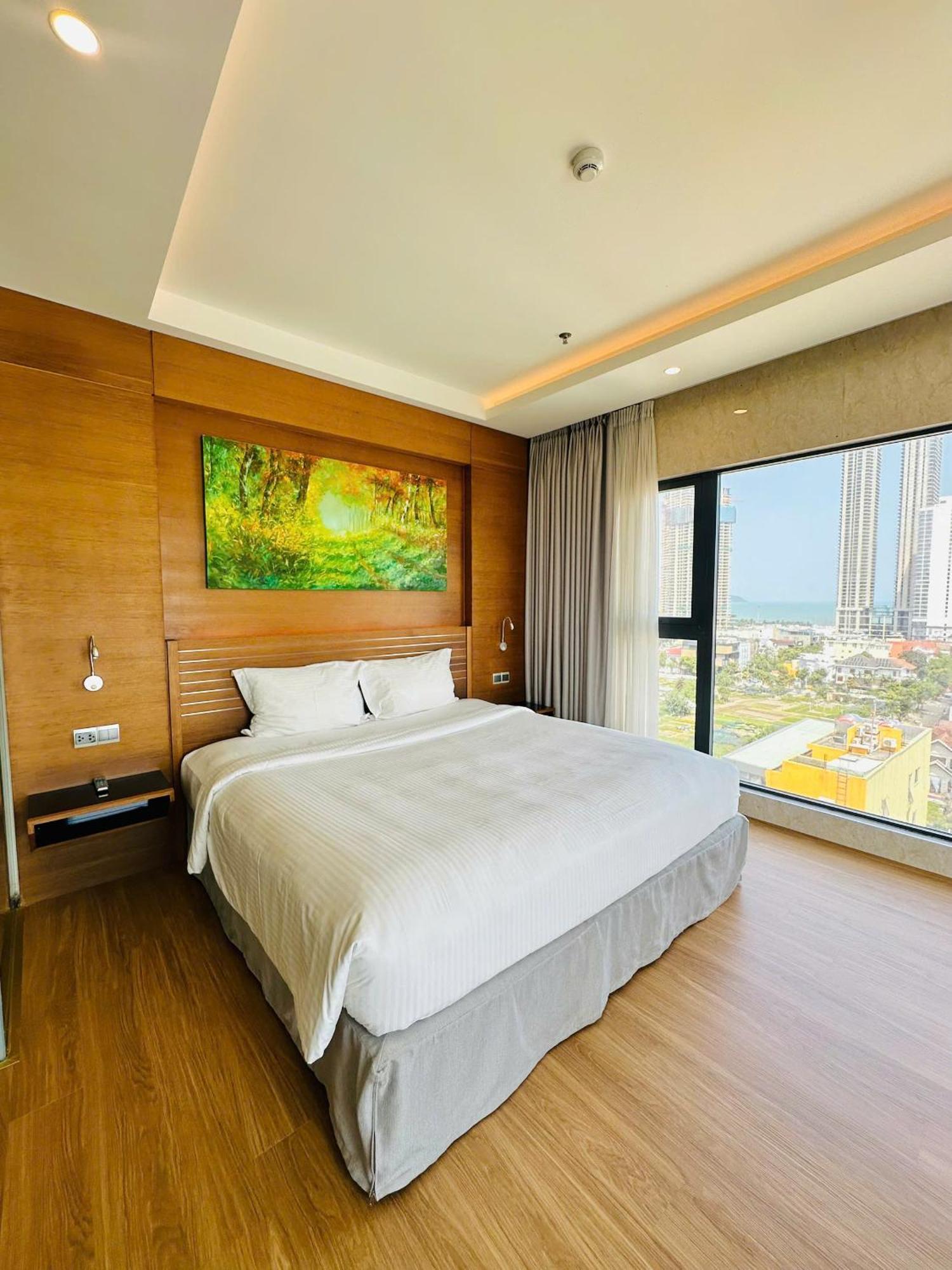 Nam Hotel & Residences Da Nang Exterior foto